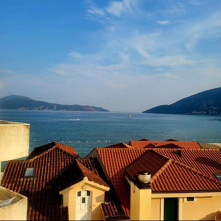 Apartmani M ヘルツェグ・ノヴィ エクステリア 写真